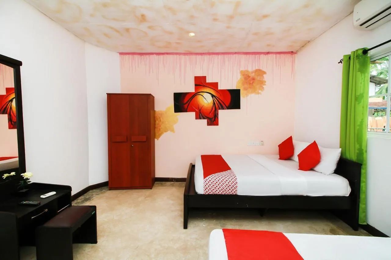 Dhanamuthu Hotel And Banquets 니곰보