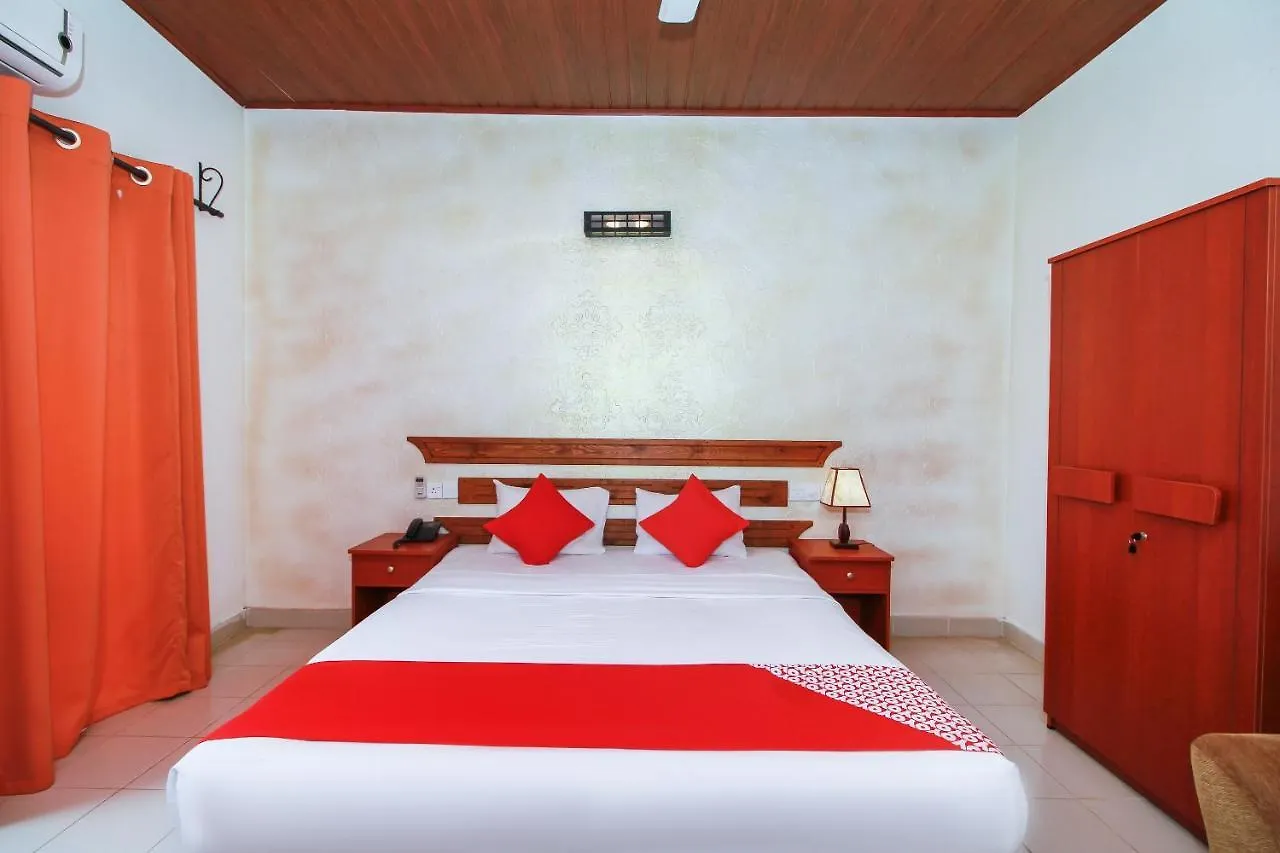 ***  Dhanamuthu Hotel And Banquets 니곰보 스리랑카
