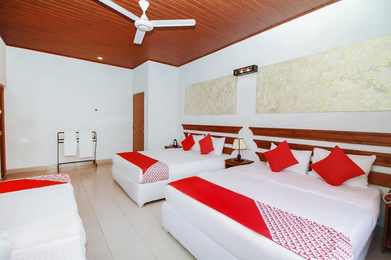 Dhanamuthu Hotel And Banquets 니곰보