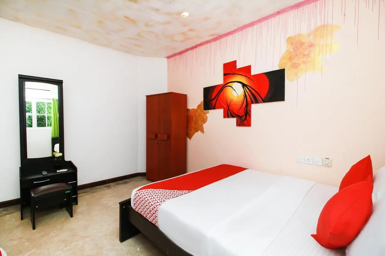 Dhanamuthu Hotel And Banquets Negombo Sri Lanka